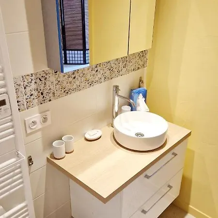 Guest house Sweet Aum *